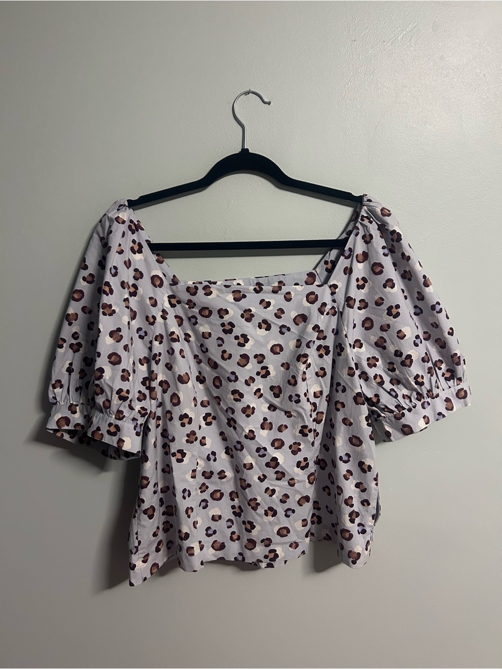 Ann Taylor White Leopard-Print Puff Sleeve Square Neck Blouse